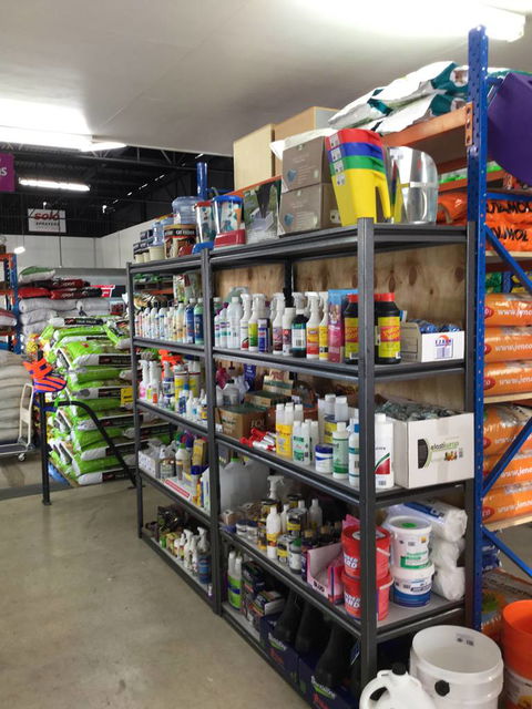 Carney’s Feed Store - Click Find 1