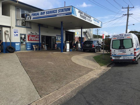 Fingal Bay Service Station & Tyre Services - Bet 4u 1