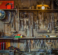 R B South Street Auto Repairs - Click Find