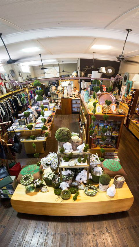 Wax Jambu Emporium - Click Find 0
