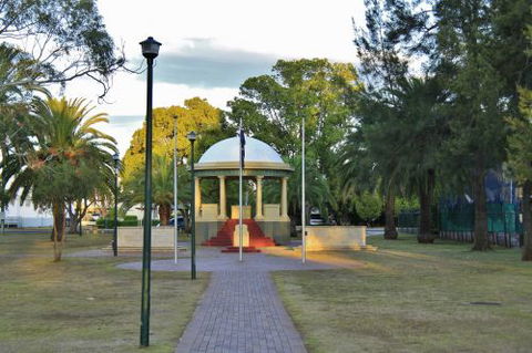 Raine & Horne Kingaroy - Click Find 2