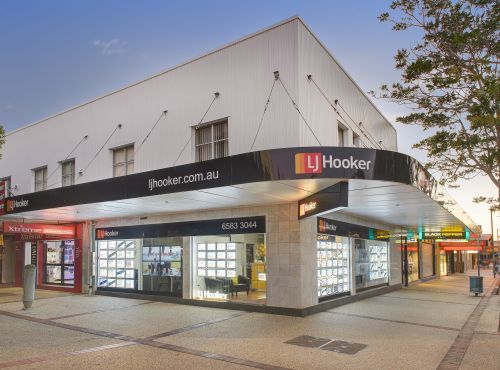 Real Estate Agents Click Find