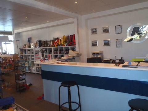 Soldiers Point Marine Centre - Click Find 0