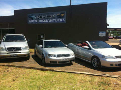 Midwest Auto Dismantlers - Lavinia 0