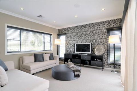 Somerset Curtains, Blinds, Shutters & Awnings - Bridge Guide 1