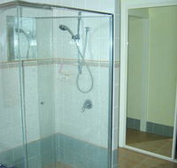 Yeppoon GlassAluminium - Click Find