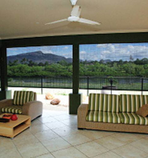 Shadeland Shade Solutions - Bridge Guide 5