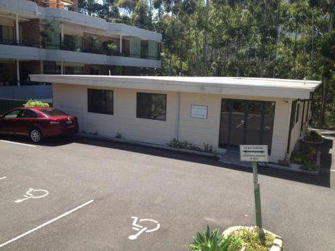 Dr Amanda J. Yu - DBD 1