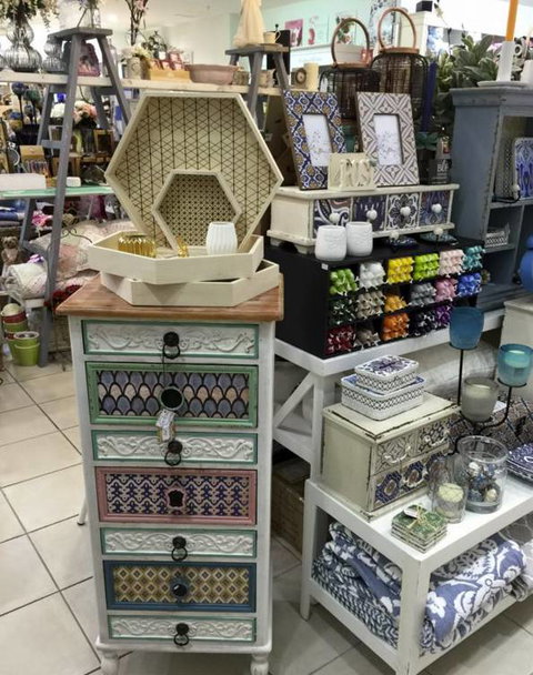 The Bay Tree - Bet 4u 1