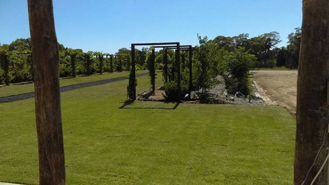 Rhino Lodge Dubbo - Click Find 4
