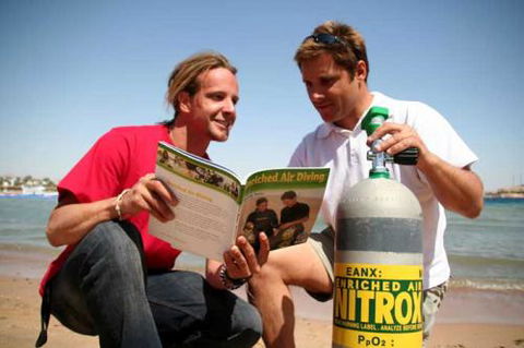 Kirra Dive “On The Tweed” - Click Find 0