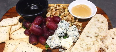 Biviano's At Windsor - Bet 4u 0