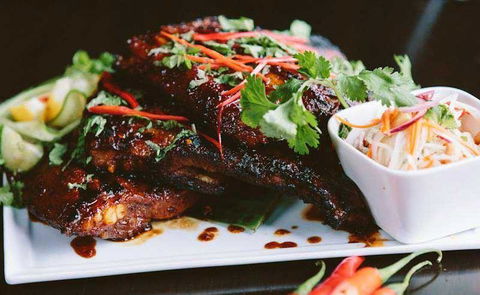 Eat Thai - Lawyer Find 11
