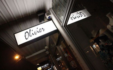 Chez Olivier Le Bistro - Click Find 5