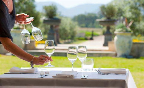Delicado Foods & Wines - Bridge Guide 17