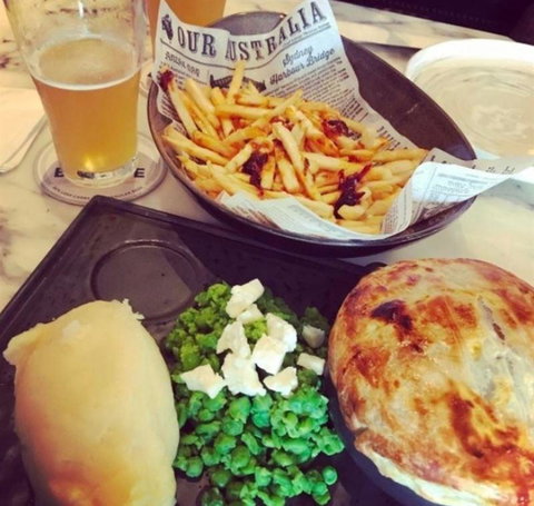 Back To Bacchus Cafe - Bridge Guide 7