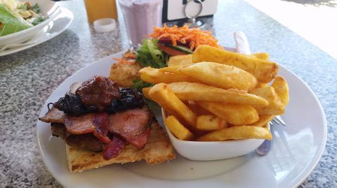 Cafe On The Park - Bet 4u 0
