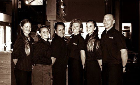 La Piazza - Local Finder 9