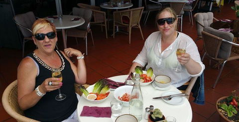 Sams Pizzeria On The Waterfront - Click Find 24