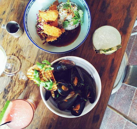 The Crown Hotel - Bet 4u 13