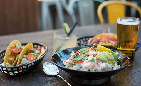 The Crown Hotel - Bet 4u 5