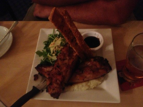 Howard Springs Tavern - Click Find 1