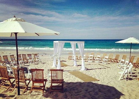 Bunkers Beach House - Click Find 14