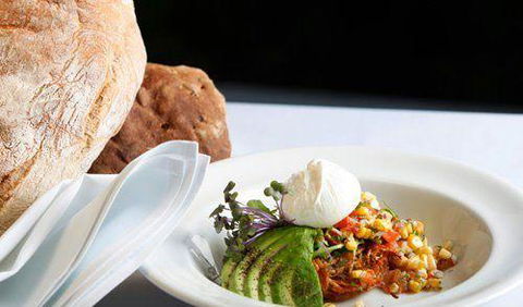 Bunkers Beach House - Click Find 6