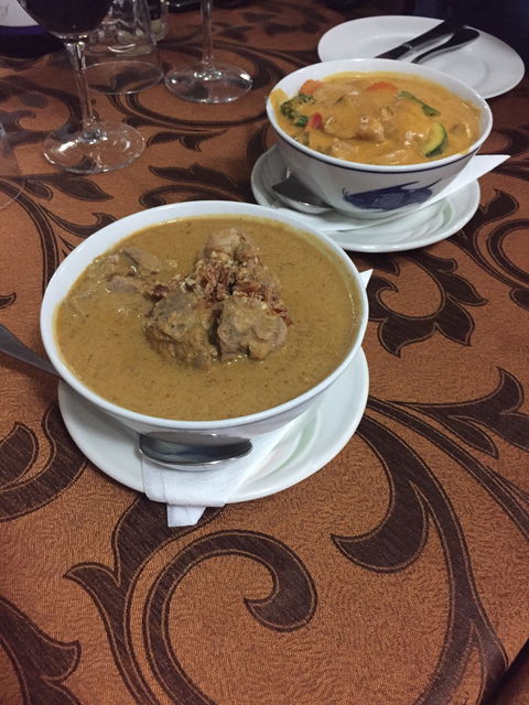 Som Thai Restaurant - Bet 4u 7
