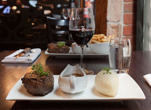 Stonelea Restaurant - Bet 4u 20