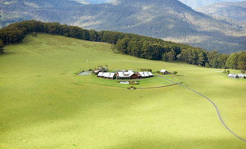 The Peak Restaurant At Spicers Peak Lodge - DBD 12