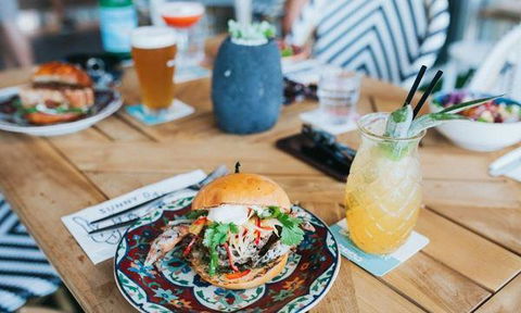 I Absolute Thai Restaurant - Click Find 8