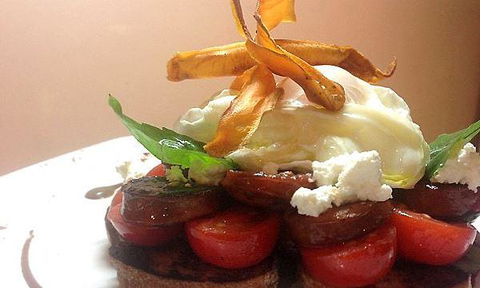 Colonial Kitchen At The Commercial Hotel - Bridge Guide 6
