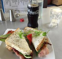 Deja Vu Cafe - Click Find