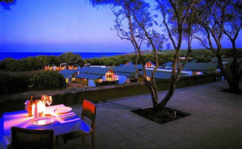 Other Side Of The Moon Restaurant - Click Find 9