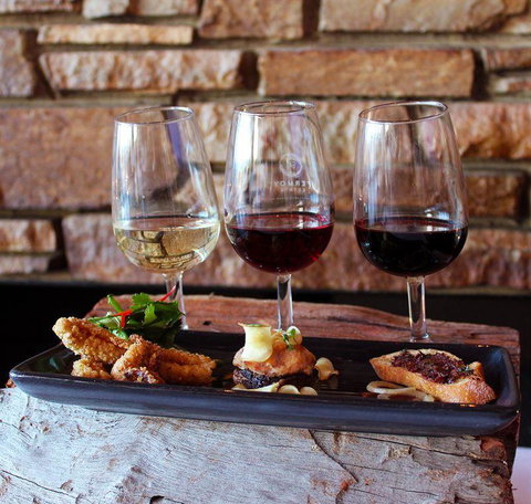 Other Side Of The Moon Restaurant - Click Find 23