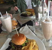 Top Notch Cafe - Click Find