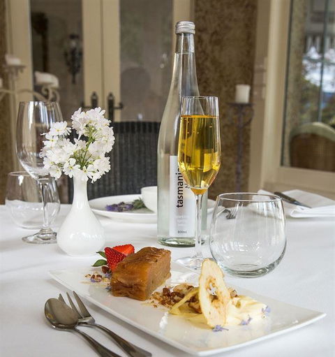 Bruni's Restaurant At Villa Howden - DBD 8