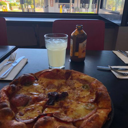 Sorella Pizza Kitchen - Click Find 0