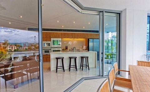 Lockman Doors & Glass - Click Find 0