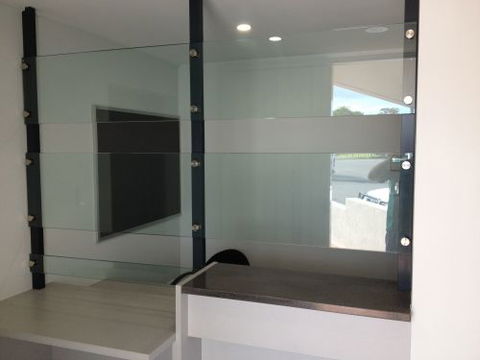 Jack’s Glass & Security Screens - Click Find 3
