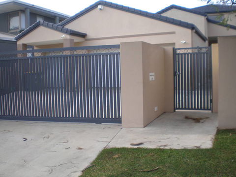 Absolute Fencing - Local Finder 18
