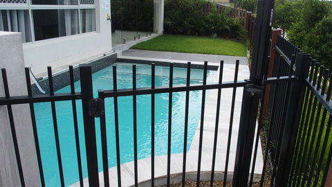 Absolute Fencing - Local Finder 19