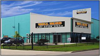 Well Hung Glass & Aluminium Products - Click Find 17