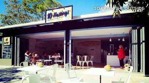 10 Hastings Street Cafe - Bridge Guide 13