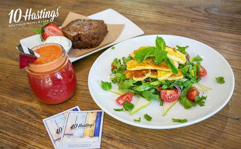 10 Hastings Street Cafe - Bridge Guide 15