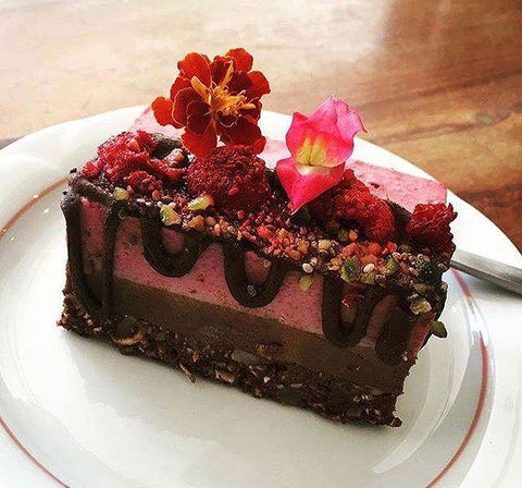 10 Hastings Street Cafe - Bridge Guide 16