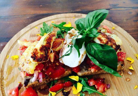 10 Hastings Street Cafe - Bridge Guide 5