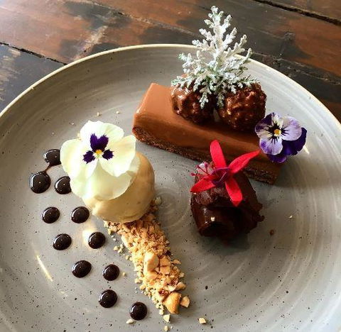10 Hastings Street Cafe - Bridge Guide 7
