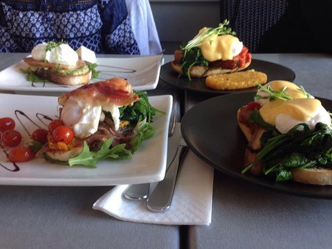 Cockles Cafe - Bridge Guide 0